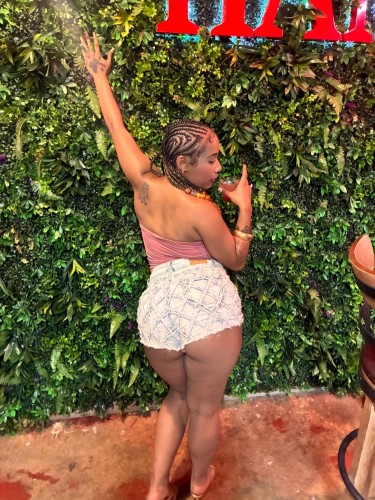 Oklahoma city BodyRubs Offered By (405)336-3771 | Bodyrubs (405)336-3771 is Latinoand offers nuru massages, asian massage, bodyrubs in Oklahoma city and available for both on rubrankings My name is Nìaja Solana 🫧...... I’m a legit, upscale, DISCREET classy provider offering nuru sweedish massages, done the RIGHT way!💋
To book an appointment, just message me with your name, age, & occupation & I look forward to meeting with you ! 🤭 I offer FS as an upgrade 💦
I’m 100% real. FaceTime verification is available! 🌺
I have a very soft touch skilled hands & aim to leave you relaxed. Free of any tension life may bring you.
Hygiene is MAIN PRIORITY, so please be sure to shower before our session or you will unfortunately be turned away at the door.
Hhr/ Hourly Rates ( No quick visits ) GOOD THINGS TAKE TIME SO MY SESSIONS ARE NEVER rushed!
Absolutely no explicit conversation! Please be mindful & respectful, as the energy will always be reciprocated ! 🥰😘