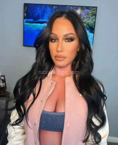 (347)254-7867 is Caucasianand offers nuru massages, asian massage, bodyrubs in Cedar rapids and available for both on rubrankings I’m available now and ready to have some fun, I offer and in full service a very professional way do you need me for an unforgettable experience