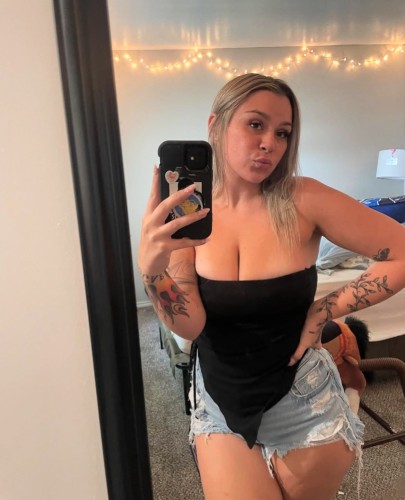 (956)250-0490 is Caucasianand offers nuru massages, asian massage, bodyrubs in Charlotte and available for both on rubrankings I'm looking for a genuine friend with sexual benefits. I'm separated and I have a daughter. I’m hoping to find someone who’s open-minded, honest, and available to meet up when we both feel like getting intimate. I'm not into games, just genuine connection and chemistry. Send a direct message if our interest align.