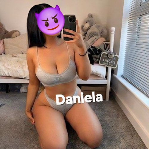 (713)816-4870 is Latinoand offers nuru massages, asian massage, bodyrubs in Houston and available for incall on rubrankings Soy Daniela una chica muy atractiva, mi cuerpo es completamente natural, soy muy profesional para realizar mis sesiones, me gusta hacer bien mi trabajo que tu quedes complacido para que regreses por más, trato a todos como reyes, todos aqui son bienvenidos. 
Reglas dentro de la sesión
No está permitido el uso del celular.
No cámaras. 
Debemos de ser respetuosos ambas partes.
Estoy seguro que después de mi sesión no volverás a buscar a otra terapista...haré q tu dinero   gastado halla valido la pena.