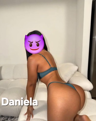 (713)816-4870 is Latinoand offers nuru massages, asian massage, bodyrubs in Houston and available for incall on rubrankings Soy Daniela una chica muy atractiva, mi cuerpo es completamente natural, soy muy profesional para realizar mis sesiones, me gusta hacer bien mi trabajo que tu quedes complacido para que regreses por más, trato a todos como reyes, todos aqui son bienvenidos. 
Reglas dentro de la sesión
No está permitido el uso del celular.
No cámaras. 
Debemos de ser respetuosos ambas partes.
Estoy seguro que después de mi sesión no volverás a buscar a otra terapista...haré q tu dinero   gastado halla valido la pena.