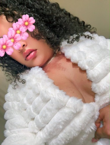 Houston BodyRubs Offered By (832)756-3797 | Bodyrubs (832)756-3797 is Latinoand offers nuru massages, asian massage, bodyrubs in Houston and available for incall on rubrankings I accept crédit cards and debit 💳 cash💵 Cash app zelle paypal venmo.
🍑Contact me to have a unique experience this holiday season💦🤤I'm in a private suite, a clean and discreet space🌸. I have toys for me to enjoy, and for you to enjoy too, if you'd like! 💦🎁Come and end this year with a delightful experience with me.💦