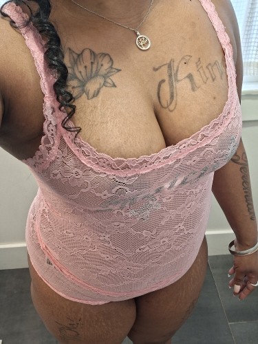 (405)676-7163 is Mixedand offers nuru massages, asian massage, bodyrubs in Oklahoma city and available for both on rubrankings Sticks and stones may break my bones
But whips and chains excite me

Hi I’m Amey
Come see the exotic sexy me with magical hands!
Very outgoing,
Super kind but has a rough freaky side that one of yall luckies can get out of me.
Don’t be shy just come on by
Very clean place
I’m only in town for a little bit
Fetish friendly!
