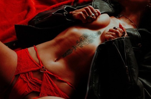 New orleans BodyRubs Offered By (917)748-9277 | Bodyrubs (917)748-9277 is 0and offers nuru massages, asian massage, bodyrubs in New orleans and available for incall on rubrankings Step into a realm of bliss with me, Vixy, your sensual guide, where every touch is an invitation to escape and connect. I expertly blend intuitive touch and playful flirtation, creating a warm and invigorating atmosphere.
Imagine shedding your stress and tension as I use firm, intentional pressure paired with soft, sensual caresses to guide you into a state of deep relaxation. My sessions are not just about the physical; they’re an immersive journey. With teasing banter and an engaging presence, I lead you through an exhilarating full-body experience where pleasure and comfort intertwine.
I incorporate various parts of my body through movement, dance, and music to heighten your sensations, stir your desires, and help you reach a full release that leaves you both relaxed and excited at the same time.
My studio, located near Canal and Rampart in the heart of NOLA with easy parking, is the perfect blend of luxury and privacy. Set within an upscale hotel, it’s a clean, artistic space with fresh linens and a walk-in shower, where you can let go completely and float without a care in the world.
I am in the studio 11-7pm
I share the space on other days with the women from my collective.
Rates Classic Sensual Bodywork
1hr 260
90 min. 360
Verification required for first time clients.
Day of appointments possible
Call for day of or fill out the new client form for advance inquires