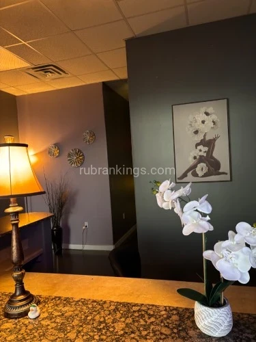 (405)868-9777 is asianand offers nuru massages, asian massage, bodyrubs in Oklahoma city and available for both on rubrankings We got a new beautiful girl coming today, she is very good at Swedish, deep tissue, lomi lomi massage , Thai massage, come visit us. You won’t disappointed.