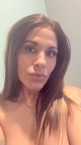 (972)358-4520 is Caucasianand offers nuru massages, asian massage, bodyrubs in Fort worth and available for both on rubrankings Hey Let’s meet up and have some fun.!!Late nights, last minute (if available) will travel to you for discreet meeting. Lover of the silver fox..  

I offer full body massage with warm luxurious oils. An entire body massage that you won’t forget. 
1 hr FBM 325$
Half hr 225$
  
No AA

972-358-4520

Call or text anytime so we can meet!
 ‼️ FaceTime verification required prior to meeting ‼️ 