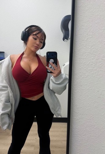 (312)296-2873 is 0and offers nuru massages, asian massage, bodyrubs in Boston and available for both on rubrankings Hi, I’m Angela, a friendly and attentive massage therapist offering a tranquil, relaxing massage experience designed to melt away stress and tension. Your comfort, privacy, and relaxation are always my top priorities.
I provide a calming, welcoming atmosphere where you can truly unwind and enjoy personalized care. 
Making a Reservation
Please contact me via any of the following:
📞 Call or Text: (312) 296 2873

📲 iMessage: ((312) 296 2873

 🔒 Signal: (712) 502-8437 

 💻 Discord: Angela_664

✅WhatsApp: ‪+1 (318) 350‑5335‬

📩 EMAIL : Angela6886r@gmail.com

Important Notice
🚨 Good hygiene is a MUST. Clients who do not meet basic hygiene standards will be turned away at the door. Time-wasters or game players will be blocked. 

Availability
🗓 Monday – Sunday: Available 👥 Welcoming: Men • Women • Couples 📍 Sessions: Incall & Outcall available 💻 Online sessions also offered
Appointments range from short sessions to extended bookings.
