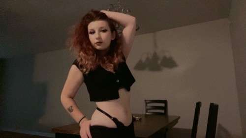 Dallas BodyRubs Offered By (404)914-6829 | Bodyrubs (404)914-6829 is Caucasianand offers nuru massages, asian massage, bodyrubs in Dallas and available for both on rubrankings hey, i’m Small Town Girl 🤍
i grew up somewhere quiet where everyone knows your name… then one day i packed a bag, moved to the big city, and never looked back. now i’m traveling, exploring, and learning exactly who i am, and what i like — along the way.
i’m curious, open-minded, and love new experiences. i’m especially drawn to assertive men who know what they want out of life and aren’t afraid to go after it. confidence, direction, and a little edge? yes please.
i love all the girly things too, cute dresses, soft skin, pretty nails, stealing hoodies, late-night talks, good perfume, and that feeling of being wanted. i can be sweet, playful, or a little daring depending on the vibe.
if you’re grounded, confident, and know how to take the lead… i think we’ll have a lot of fun getting to know each other 💕