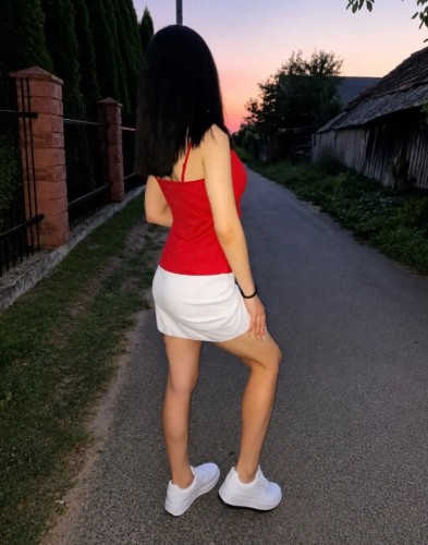 (984)262-1350 is Caucasianand offers nuru massages, asian massage, bodyrubs in Raleigh and available for incall on rubrankings 🌺Hey there, I’m Hannah,

🌺TRY TO BOOK AHEAD DUE TO HIGH DEMAND 

🌺APPOINTMENT ONLY!!🌺

Body rub of luxury🔥 With a playful spirit and a fabulous sense of humor, I’m all about making your fantasies come alive.

Every session is all about comfort, relaxation, and making you feel completely cared for from the moment you arrive.

Whether you visit my cozy private environment you’ll be treated with care, respect, and a little extra sweetness.

🛁COMFORT AND RELAXATIONS INCLUDES:
• Fresh towels & private shower
• Warm oils & calming ambiance
• Clean, sanitized environment after every session
• Professional, discreet, and welcoming service


🌺SERVICES INCLUDE 🌺
• Relaxation massage 💆
• Swedish Massage
• Regular massage 💆
• Girl Friend Experiences 💕
• Personalized Luxury Experiences ✨

🌺SHOWERS AVAILABLE 🌺


💌 Reach Out & Book Your Relaxation Escape -