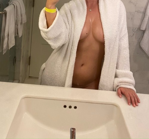 New york city nyc BodyRubs Offered By (917)860-0132 | Bodyrubs (917)860-0132 is Caucasianand offers nuru massages, asian massage, bodyrubs in New york city nyc and available for incall on rubrankings Hi guys.
I am Valerie,
Have you dream to be treated from gorgeous masseuse?
My PASSIONATE but gentle touch will leave all parts of your body feeling wonderful and relaxed. I will give you all the PLEASURE you deserve. Let me make our time together very very SPECIAL.
Your satisfaction is guaranteed!!!
100% real.
body rub,
Nuru, tantra , fetish as well
If you have any fetishes, don’t be shy to ask ;)
❌no outcalls