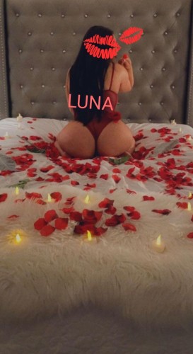 (312)763-9297 is Latinoand offers nuru massages, asian massage, bodyrubs in Chicago and available for incall on rubrankings ✅WARNING: HIGHLY ADDICTIVE✅ 4HANDSStress lately? Or just simply need some time away? No problem let’s take all your stress away. Come get naughty with us, We're here to fulfill all your naughtiest fantasies & more.Ready to be taken to the moon & back? Let’s book!SPECIAL is for early bird (9am-12) only!! Reg. Price $300 gfe Ask about our Latina shower girl deluxe ? 
