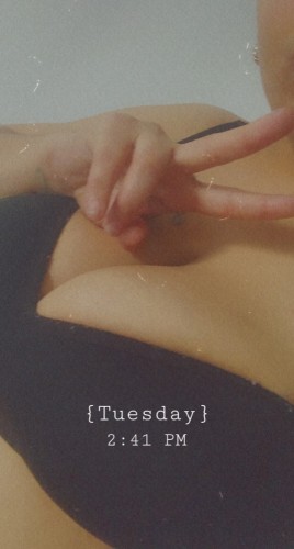 (580)609-7735 is Mixedand offers nuru massages, asian massage, bodyrubs in Oklahoma city and available for both on rubrankings Hey there gentlemen, my name is Royalty am I am here to aim to relieve all of your stress from work home or whatever the case may be but come and get this royal pleasure I feel like the KING that you are supposed to be treated So come and relax and rejuvenate ROYALTY                +1 580-609-7735
