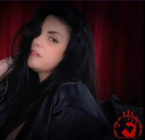 Austin BodyRubs Offered By (903)905-7081 | Bodyrubs (903)905-7081 is Caucasianand offers nuru massages, asian massage, bodyrubs in Austin and available for incall on rubrankings HOWDY YA'ALL, I'M SHELLY,
I'm just a little older ,with a lot of experience in
Body Rubs , massage, trigger point, tantric, and so on..
I'm very down to earth with a personality that's down to earth ..
I'm curvy, long Raven hair, contagious smile..
I'm privately located in a clean upper executive style office.. I'm available from 8:30am-10pm upon request...
DONATIONS ARE AS FOLLOWS:
HH 140
HOUR 260
VIP 300
Look forward to meeting you !!!! SHELLY ,