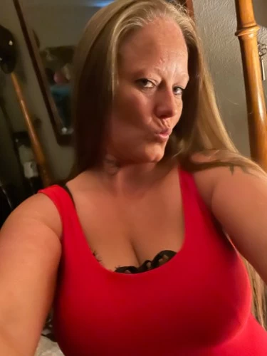 Oklahoma city BodyRubs Offered By (405)900-3709 | Bodyrubs (405)900-3709 is Caucasianand offers nuru massages, asian massage, bodyrubs in Oklahoma city and available for both on rubrankings Looking for an unforgettable experience? Look no further! I am the total package and I guarantee you will be satisfied while we explore your deepest desires? With my experience and confidence, I can make all your fantasies a reality. Don’t settle for anything less than the best! I offer a unique combination of skills and experience that you won't find anywhere else. Get ready for an unforgettable experience! I'm assertive, open-minded, and ready to show you a good time. The perfect combination of submissive or dominatrix, a wife or escort, I know my role for any fantasy!