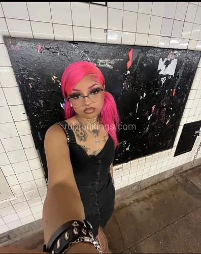 (212)202-0430 is Caucasianand offers nuru massages, asian massage, bodyrubs in Cleveland and available for both on rubrankings Hello  I invite you to indulge in the pleasure of my therapeutic, addicting and most satisfying touch for a much deserved moment....genuinely therapeutic with the perfect blend of body to body, playful pampering and arousing pleasure that you crave...