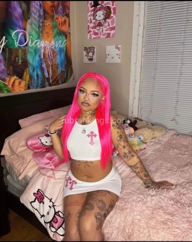 (212)202-0430 is Caucasianand offers nuru massages, asian massage, bodyrubs in Cleveland and available for both on rubrankings Hello  I invite you to indulge in the pleasure of my therapeutic, addicting and most satisfying touch for a much deserved moment....genuinely therapeutic with the perfect blend of body to body, playful pampering and arousing pleasure that you crave...