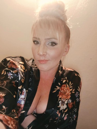 Denver BodyRubs Offered By (719)420-7659 | Bodyrubs (719)420-7659 is Caucasianand offers nuru massages, asian massage, bodyrubs in Denver and available for both on rubrankings Happy Friday!! Take advantage of my reduced rates this weekend and treat yourself to some R&R!!!
Come see for yourself. Photos are real, I use a professional grade massage table and I am happy to video chat to verify. No deposit required but please respect my time, and I will respect yours as well….
Serious inquiries only!! Please text before calling: (719-420-7659 )
INCALL LOCATED AT FEDERAL AND DARTMOUTH
REDUCED RATES THIS WEEKEND ONLY!
One Hour: $220
Half Hour: $120
15 min “QT”: $80