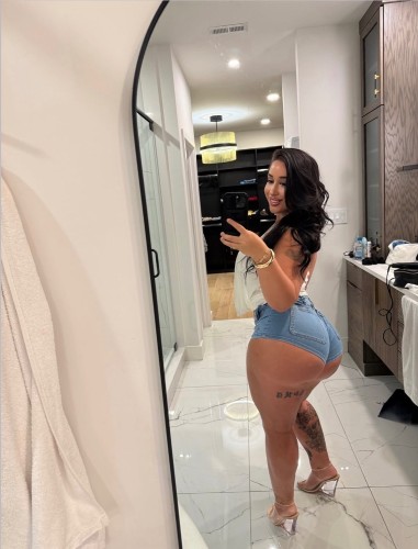 Chicago BodyRubs Offered By (757)800-7132 | Bodyrubs (757)800-7132 is Mixedand offers nuru massages, asian massage, bodyrubs in Chicago and available for both on rubrankings 😝😇Hello dear, my name is Nancy, a licensed massage therapist in town I offer full-body massages, focusing on delivering a sultry and deeply relaxing experience. Don't hesitate to text if you're married or single just text me if you are in need of some pleasurable moment. also like to party l'm 100 honest and sincere lady vou'd ever love to meet im available all day and night for InCall and OutCall service, i handle a first timer dm.
Massage Services
• Deep Tissue Massage (back and muscle tension relief)
• Cupping Massage (for long-term muscle discomfort)
• Nuru Massage
• Full Nuru Body Massage
• Aromatherapy Massage (relaxation and stress relief)
• Sports Massage (flexibility and muscle recovery)
Session Includes
✔ Fresh, clean, and hygienic environment
✔ Deep tissue massage
✔ Body-to-body Nuru massage with premium gel
✔ Shower together
✔ Relaxed, unhurried session
✔ Friendly, respectful, and discreet service
Things to look out for:
* Mutual touch
* Watching you enjoy yourself
* Play involving my breasts
* Sensation play (playing with temperature, texture, pressure, etc.)
* Surprising you with my hair-trigger responsive body
* Lots of teasing.
💧Nuru Massage
💧Full Body Sensual Massage
💧Mutual Touch Massage
💧Fantasy Massasge
🔞Upgrades Available
My sessions are professional & relaxing, full head to toe body massages with a sensual touch. Definitely great if you’re tired from work, just need to relax or looking for something more intimate! I’m very professional and deal with elite client daily. I ONLY deal with SERIOUS clients! My sessions are available for INCALL & OUTCALL.
Text me on +1 (757) 800-7132
WhatsApp only +1 (717) 372‑1954
Telegram -;@nancyrex1
Viber-; +1 (682) 400-7530
Signa-;@annie33.90
Gmail-: juenancy726@gmail.com
Legal Disclaimer
I am a professional service provider. Any fees paid are solely for my time and companionship. Any interactions that may occur during our agreed time together are based entirely on the mutual consent of consenting adults. Any fantasies or scenarios described in this advertisement are for entertainment purposes only and do not constitute any contractual obligation. I do not engage in any unlawful activities