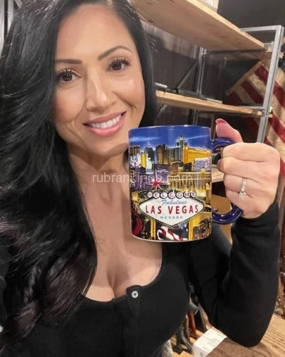 Las vegas BodyRubs Offered By (725)346-4714 | Bodyrubs (725)346-4714 is Latinoand offers nuru massages, asian massage, bodyrubs in Las vegas and available for outcall on rubrankings Hey Gentlemen, I'm a natural beauty, with beautiful soft skin.
I promise to give you my undivided, tender attention...
No Driver, No Booker, No Drama
Absolutely LOVE what I do.
I am text and call friendly, so let's plan a date!
Maria
725-346-4714