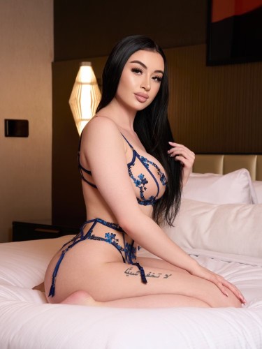 (986)301-9781 is Caucasianand offers nuru massages, asian massage, bodyrubs in Boston and available for incall on rubrankings From the very first minutes, you begin to feel your body respond to every touch 💧
The rhythm is smooth and warm, gradually intensifying sensations and relieving tension 🖤

The session is designed so that you relax deeper with each passing minute...
slowly, gently, with the right delivery 🍌💧

There's no rush—just a process that captivates and doesn't let go 🖤
You stop thinking and completely immerse yourself in the sensations 💧

Comfort, attention, and the subtle interplay of rhythm are what keep people coming back 🍌🖤