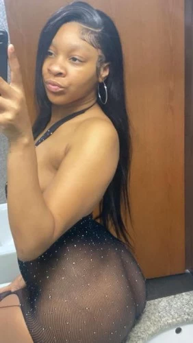 (405)783-7924 is ethnicity_Blackandoffers nuru massages, asian massage, bodyrubs in Oklahoma City and available for service_location_bothon rubrankings Hey guys my name is Mistyloe ?? I’m in town for a short time ??if an unforgettable relaxing experience is what you’re looking for look no more ✨✨ Available 24/7 text/call My pictures are 100% real and recent❤ Upscale gentleman only Unrushed and Respectful No time wasters? Good hygiene❗ Serious inquiries only‼ No law enforcement