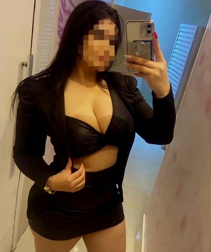 (602)819-9281 is Latinoand offers nuru massages, asian massage, bodyrubs in Phoenix and available for incall on rubrankings 
Escape the daily grind and step into a world of pure tranquility.
✨Im Monique and I offer a premium wellness experience designed to melt away stress and restore your balance ✨
  ***Book appointment with me or ask my availability to give you  my full  attention attention****

               🔵  Customized Aromatherapy 
               🔵  Deep Relaxation & gentle de-stressing techniques 
               🔵  Absolute professionalism
               🔵  Hablo español 
               🔵  Only Cash
                    
                   🚫 No explicit language will be ignore 🚫

        📌Avondale/Goodyear/Surprise/Glendale /El Mirage 📌