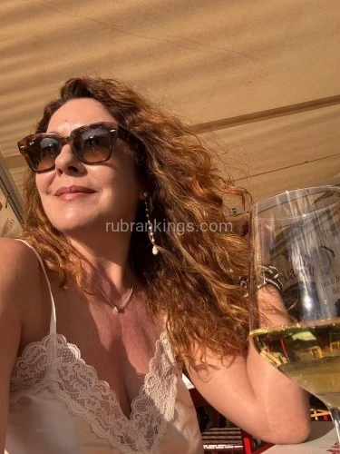 (262)286-2022 is Caucasianand offers nuru massages, asian massage, bodyrubs in Nashville and available for both on rubrankings I’m a confident woman who knows her worth and chooses to submit, not because I have to but because I want to. I value a man who is strong, respectful, and understands that real control comes with responsibility, trust, and clear communication. Chemistry matters to me, as does feeling safe enough to fully let go.