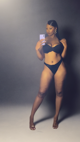 Little rock BodyRubs Offered By (772)263-8840 | Bodyrubs (772)263-8840 is Blackand offers nuru massages, asian massage, bodyrubs in Little rock and available for both on rubrankings Hi gentlemen,
I’m Jayy, a tall, confident beauty with a warm personality and a playful side. Standing 5’10 with natural curves and runway legs, I bring a mix of elegance and easygoing charm that makes our time together feel effortless.
I truly enjoy great conversation, laughter, and creating moments where you can relax and forget about the outside world for a while. I believe chemistry and comfort make every meeting memorable.
I appreciate respectful gentlemen who value discretion and good company. Whether it’s sharing a drink, unwinding after a long day, or simply enjoying each other’s presence, I always aim to create an experience that feels natural, relaxed, and enjoyable for both of us.
2hour minimum