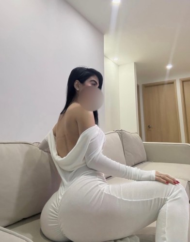 (321)275-3224 is Latinoand offers nuru massages, asian massage, bodyrubs in Houston and available for both on rubrankings A slender girl with soft skin—and hands that will make you forget everything. Come let's have a fun, pleasant time together on this rainy day. Message me for more info. ❤️

📍 The Heights (77008)
