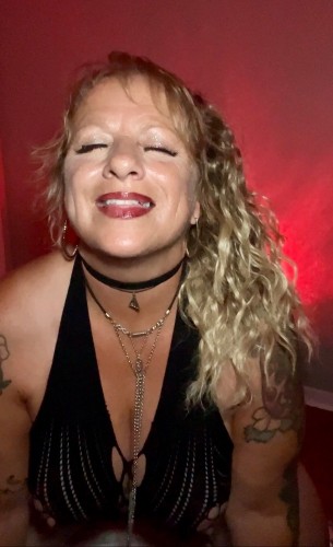 Tampa BodyRubs Offered By (913)745-9213 | Bodyrubs (913)745-9213 is Caucasianand offers nuru massages, asian massage, bodyrubs in Tampa and available for both on rubrankings Hello, Tampa, Clearwater, St Pete!
Please read all the way through. I planted a code word so I know you’ve read & understand all my parameters. 🤓
I’ve been a sensual body rub provider for over 20 years.
$200 sensual body rub INCALL
$240 body rub with add-on options
$260 OUTCALL to you
913-745-9213
I welcome clientele who are 40 & older, clean, considerate & polite.
My details:
I’m a no BS, no drama, easy-going, experienced provider with over 20 years massage experience under my belt.
Also, I am professionally trained, so you know you’ll be getting great therapy!
CASH only.
Plz TEXT ONLY
Please send me >>> a polite introduction of yourself, including:
First name
Age
Occupation
Ethnicity
(This simply gives me a little “snapshot” of you.)
AND the code word MANGO
Thank you!
Look forward to hearing from you.
❤️ MUCH APPRECIATED!!!!
XOXO Sherri