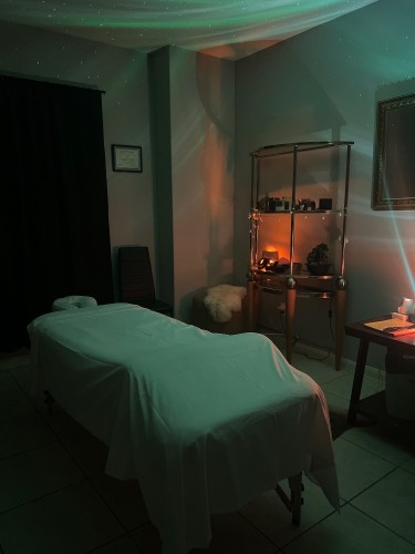 (762)675-1942 is Caucasianand offers nuru massages, asian massage, bodyrubs in Fort worth and available for both on rubrankings Want to get a custom touch session personal to meet your needs as I will relax you with true intention to make sure you leave feeling relaxed and refreshed hour session 200 start 90 min 300 definitely you will experience a great relaxation as well as relief! 