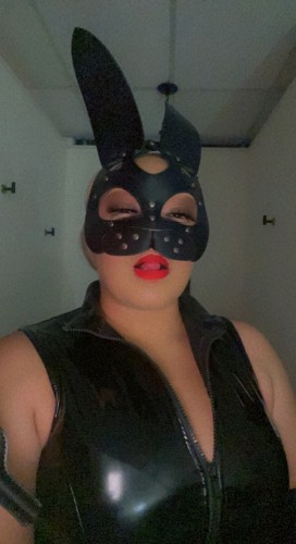 Dallas BodyRubs Offered By (214)612-7369 | Bodyrubs (214)612-7369 is Mixedand offers nuru massages, asian massage, bodyrubs in Dallas and available for incall on rubrankings MADAM HARLEM IS ACCEPTING SERIOUS SUBMISSIVES
Read carefully.
I have no interest in disrespectful messages, time wasters, or anyone who cannot follow simple instructions.
If you crave discipline, obedience, service, psychological control, sensation play, protocol, and structured submission, you may be worthy of my attention.
Your experience will be discussed and customized according to your interests, boundaries, and limits.
Respect is mandatory.
Consent is mandatory.
Discretion is expected.
Professional BDSM experience only. Adults 21+.
You do not demand Madam Harlem’s time.
You request it.
👑 MADAM HARLEM
Strict. Refined. In control.