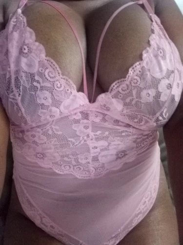 Baltimore BodyRubs Offered By (860)389-5643 | Bodyrubs (860)389-5643 is Blackand offers nuru massages, asian massage, bodyrubs in Baltimore and available for outcall on rubrankings . Outcall or In .Offering a whole body sensual experienc.Mature provider with certified massage experience. .Light Bondage and Strap on play also available. .Come experience something different.No texting please. Well reviewed. Ask me about rates but please be discreet. If you cannot make a voice call I will not be seeing you. If you can't be a gentleman I will also not be available to meet. Can't wait to enjoy a therapeutic, relaxing ,and sensual interlude with you. April.
Earnest and honest reviews welcome .Outcall available to both casinos in my area.