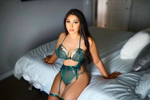 (917)633-9292 is otherand offers nuru massages, asian massage, bodyrubs in Portland and available for both on rubrankings Portland mall area in/out

Body rub by Nina
 
❤Armenian beauty offering body rub to overworked man. 
❤Escape the world and relax your mind and body with me. 
I provide a therapeutic body rub sure to ease you!
⭐️I'M AVAILABLE ANY TIME OFFERING 


✅Incall my hotel Portland 
✅out all over 
✅independent licensed massage therapist 
✅light oils and lotions 
✅Mutual touch body rub
My body rubs are relaxing, quiet, and sure to relieve your stress and have you feeling rejuvenated! 
❤400 body rub
Text friendly 