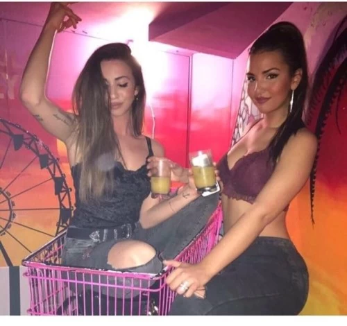 Phoenix BodyRubs Offered By (602)838-5855 | Bodyrubs (602)838-5855 is Caucasianand offers nuru massages, asian massage, bodyrubs in Phoenix and available for both on rubrankings Hey guys ! Meet these 2 sexy girls visiting in your area. We love getting oily with our sesnsual body rubs. We can come to you or you can come to us! Sexy ,easy going and lasting memory sessions is what we provide. Dont be affraid to give us a call!!!
Lexie and Kara