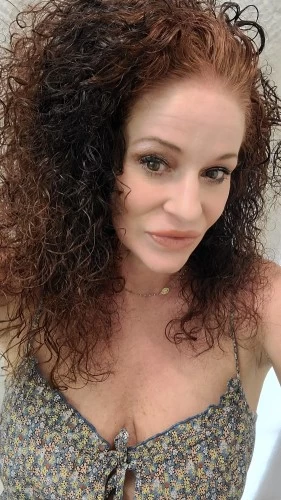 (614)537-2492 is Caucasianand offers nuru massages, asian massage, bodyrubs in Columbus and available for incall on rubrankings Hi Gentlemen,  I offer an aray of adult entertainment services and sensual Massage  by my magica hand an amazing body.