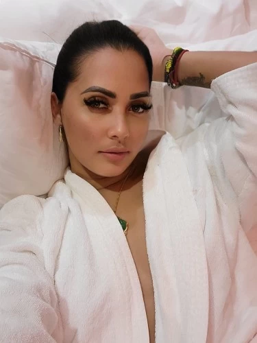 (713)632-2945 is Latinoand offers nuru massages, asian massage, bodyrubs in Austin and available for both on rubrankings My name Is Jennifer new in town text me call me for detalis