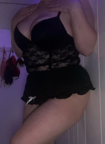 Louisville BodyRubs Offered By (502)306-6776 | Bodyrubs (502)306-6776 is Caucasianand offers nuru massages, asian massage, bodyrubs in Louisville and available for incall on rubrankings Endure Delilah's Delightful Endings!
I'm a Busty Brunette with Porcelain Skin!
Formerly Worked at Church Hill Downs.
Currently working with Tara, although she is out until 6/13.
Available for InCall near Louisville Airport!
10:30 AM - 4:30PM
InCall: HH- $80 HR- $120
Outfit/Fetish Request Apt HH-$150
When texting, please include if/when you've seen me,
this is important, as I rarely accept new clients.
Established Clients ONLY or Facetime/Reference Verification Necessary!
Don't Waste My Time and I Won't Waste Yours!