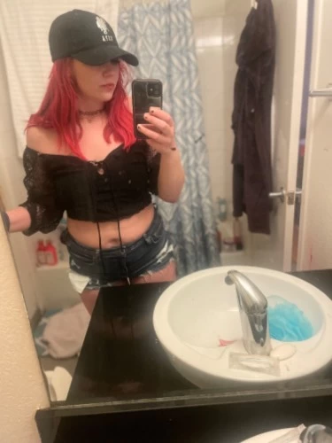 Salt lake city BodyRubs Offered By (385)351-4484 | Bodyrubs (385)351-4484 is Caucasianand offers nuru massages, asian massage, bodyrubs in Salt lake city and available for both on rubrankings Bored and Horn*y ,
Incall available 24/7
Confident and fun
Super baddie