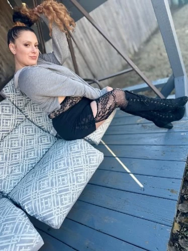 (720)597-1279 is Caucasianand offers nuru massages, asian massage, bodyrubs in Boulder and available for incall on rubrankings Let my healing hands relax your mind, body, and spirit. My skilled techniques are guaranteed to bring you relief ✨? My loving and bubbly personality will make your day! Come and see a therapist who truly cares ?Satisfying each individual client's needs and providing a relaxing and soothing atmosphere is my priority! My sessions are never rushed. ☮️Serious inquiries only °swedish, deep tissue, Tantric, light touch, Reiki healing, guided meditation, and more°virtual visits offered °hot towel treatment°aromatherapy°9 years of experience°clean and private facility °by appointment only 30min $65+60min $120+90min $185+Please text only for an appointmentMaci 720-597-1279