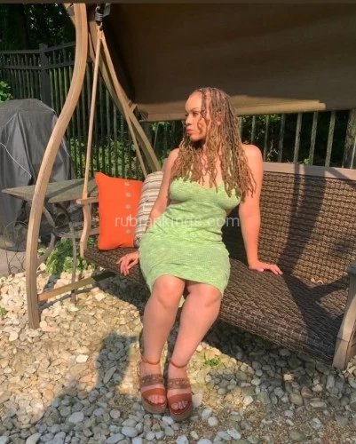 (702)500-3348 is Mixedand offers nuru massages, asian massage, bodyrubs in Las vegas and available for both on rubrankings Discrete Body 2 Body Nuru...My place or Yours? Call me for details.Shower with me!