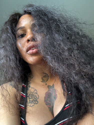 Boston BodyRubs Offered By (425)471-3576 | Bodyrubs (425)471-3576 is Mixedand offers nuru massages, asian massage, bodyrubs in Boston and available for incall on rubrankings Recently relocated and now hosting in the Canton/Stoughton area, approximately 20–25 minutes south of Boston.
Available Now — Regular Massage with Blowjob & Prostate Options Available
Whether you’re seeking a soothing relaxation massage or a more intimate experience that includes oral pleasure or prostate attention, I provide an environment where you can unwind, be fully present, and indulge in what you truly crave. Just text with your request and I’ll accommodate the rest discreetly and professionally. Photos don’t do me justice — don’t let them distract you if you’re simply seeking a quality massage.
✨ Who I Am
Feel every whisper of touch… let intense allure wrap around your senses. I’m a Caribbean & Louisiana Creole descendant with smooth caramel skin, toned thighs, an athletic yet feminine figure, and captivating bright eyes. I combine elegance with fire — soft, seductive energy blended with a strong presence.
?️ What I Offer:
• Relaxation + Therapeutic Massage
• Oral Play / Blowjob
• Prostate Massage
• Exfoliating Body Scrub
• Toys + Fetish Play
• Sensual Touch + Emotional Connection
• Candle Wax, Feminization, Pegging, BDSM (optional upgrades)
• Cuddling / Soothing Intimacy
? Upscale, Clean Location — Shower available
? Aromatherapy + Soft Music + Respectful Energy
? Rates start at 200/hh, 300/hr
? VIP, Overnight, and Extended Packages available by request
Respect is required. Please be clean, direct, and kind when booking. My time is valuable and my space is sacred — those who appreciate true sensuality, discretion, and connection will feel right at home.
Text now for availability — I don’t waste time, and I won’t waste yours.