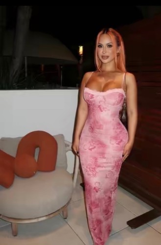 Salt lake city BodyRubs Offered By (801)797-7713 | Bodyrubs (801)797-7713 is Latinoand offers nuru massages, asian massage, bodyrubs in Salt lake city and available for incall on rubrankings The perfect mix of sensuality and much needed attention. Let us help you forget all the stressors in your life and bring you into a moment of bliss.
Touch is so important and we will show you why. With a session that will be unforgettable!! Soft smooth hands and a pretty view, we also enjoy time spent together. Donβt miss this 4 hand special this week.
Victoria π and Jessica
I do require verification so we can all stay safe π
Text is best - cash or venmo