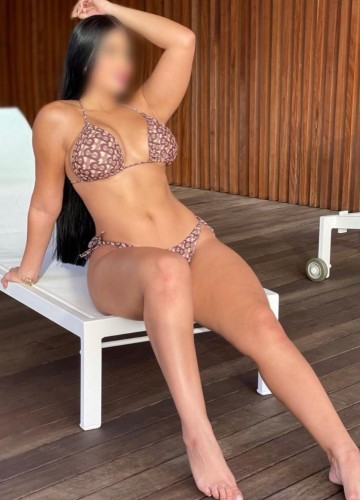 (331)315-6262 is otherand offers nuru massages, asian massage, bodyrubs in Chicago and available for incall on rubrankings Hello guys I am an elegant, well-educated, sensual girl with a flair for passionate encounters, captivating conversations, and seductive rendez-vous. A discreet young lady with a playful personality.  Be respectful when you call me thank you looking forward to see you 