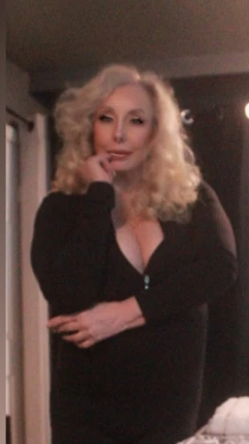 (619)881-7925 is ethnicity_Caucasianandoffers nuru massages, asian massage, bodyrubs in San Diego and available for service_location_incallon rubrankings Hi Guys !    Jacuzzi is Hot!!! 
However. I am only going to do two massages per day maybe one in the evening so you have your choice of a morning appointment or an afternoon appointment please call and book as soon as possible. I will fill up quickly. The Jacuzzi session is awesome if you just rather have a Vip massage that’s awesome too so I’m waiting for my phone to ring cause I need some company in my Jacuzzi today.  !
Looking for that mature  Hot  Milf! 

www.sandiegointimatemassage.com  
for more info. 
 
13 years experience here my hours are 11 AM to 6 PM Monday through Friday. Please call early after 8 AM to book your appointment or two hours in advance.  Feel free to book an advance a day or so for your best chance of getting your requested time.


Please view my sessions descriptions and donations on my website at @ www.sandiegointomymassage.com
This is a private residence, clean comfortable safe neighborhood off street parking. You my  park in my driveway..  
If you text me your name and your age 1st, please looking forward to hearing from you??
please read the reviews on my website. I’m also on TER. 

Highly Reviewed on TER

Here is a one of my many reviews

Great session with this talented masseuse. She’s been around for years, the South Bay’s best kept secret. She has a lot of photos in her gallery taken over the years. Her most recent photos taken in Jan. 2026 are the most accurate of her appearance. The key is communication. When contacting her, you should mention a day/time for your reservation. You’ll be rewarded with a great session, if you do.-TK Feb. 2026
