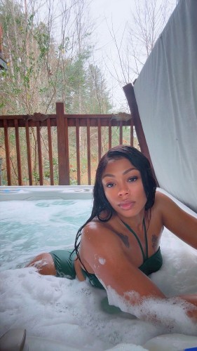 Atlanta BodyRubs Offered By (678)646-2295 | Bodyrubs (678)646-2295 is Mixedand offers nuru massages, asian massage, bodyrubs in Atlanta and available for both on rubrankings Please observe respect and kindness when reaching out to me! Disrespect will not be tolerated. Please allow at least two hours notice for appointment requests. Please observe proper hygiene or request to use my shower. Thank you!
✨✨Get an additional $25 off your massage for leaving me a review✨✨
I specialize in personalized massage therapy that promotes relaxation, relieves pain, and restores balance. With a passion for healing and a caring touch, I create a peaceful space where your wellness comes first. Come relax, recharge, and feel your best one session at a time.