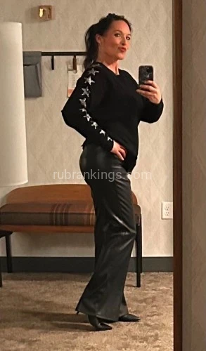 (612)724-7117 is Caucasianand offers nuru massages, asian massage, bodyrubs in Minneapolis and available for incall on rubrankings Your pleasure palace awaits!  Invite yourself to melt into my hands as I massage you into a state of bliss and peaceful fulfillment. I am fully trained and specializing in many modalities including Swedish, tantric,  sports and other relaxing massages .  I provide a safe and private studio. The healing begins as you truly seen, heard and TOUCHED by me.  Affordable full hours and 90 minutes. I will make you feel at home and at peace providing a full massage room and a full bathroom with a shower available.  Ten minutes from airport, out of towners are welcome! Text or call now for an appointment 
Kate- (612) 724-7117