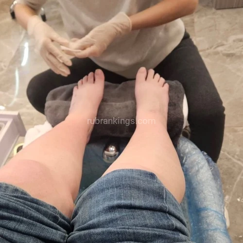 Bismarck BodyRubs Offered By (701)963-6099 | Bodyrubs (701)963-6099 is Caucasianand offers nuru massages, asian massage, bodyrubs in Bismarck and available for both on rubrankings Hey guys
Thank you so much for visiting my page. I know you have many options out there, but I truly believe you'll enjoy getting to know me. I'm a sweet, sensual, and genuine LINDAANGEL HOME HEALTH NURSE with a playful loving spirit. My charm and warmth create a connection that feels both natural and unforgettable. I love laughter, teasing, and creating moments filled with passion, intimacy, and fun.
Available and ready
A busty ebony barbie with a big ass and small waist.
I know how to massage and give great massages, but also know how to have a lot of fun it ;)
Uber/Lyft must be provided
Nude VIP FBSM/Full Body Sensual Massage
30 min 200
45 min 250
60 min 300
Add on:
Prostate +$100
Make sure to mention fbsm in the text
Zangi number: 1519138909
Signal number: +14153706937