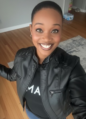 Chicago BodyRubs Offered By (872)305-0072 | Bodyrubs (872)305-0072 is Blackand offers nuru massages, asian massage, bodyrubs in Chicago and available for incall on rubrankings Indulge in a calming, elevated full-body massage designed to relax the body and quiet the mind. I offer a warm, welcoming atmosphere where comfort, discretion, and professionalism come first.
Enjoy a slow, intentional session focused entirely on touch—using only skilled hands to gently ease tension from head to toe, restore balance, and leave you feeling renewed. Every movement is guided by care, presence, and attention to your comfort.
✨ Full body massage – hands only
✨ Massage only – no exceptions
✨ Clean, private setting
✨ Available 9 AM – 4 PM
✨ $200/hr
For those who appreciate a peaceful, hands-on escape from the everyday.