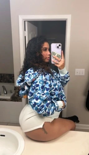 New york city nyc BodyRubs Offered By (302)719-8930 | Bodyrubs (302)719-8930 is Latinoand offers nuru massages, asian massage, bodyrubs in New york city nyc and available for both on rubrankings Relax, Rejuvenate & Renew with La Moon’s Expert Massage Therapy 💆♀️💆
Discover a higher level of relaxation with the skilled touch of our certified and professional massage therapists.
Each session is thoughtfully designed to melt away stress, release muscle tension, and restore harmony to both body and mind. We offer a variety of customizable massage options to ensure every client receives a truly restorative and personalized experience. Professionalism, comfort, and discretion are always our top priorities.
Take time for yourself book your session today and experience what true relaxation feels like.
For more information or to schedule an appointment, visit us or contact us by call or text @ +1 (302) 719-8930
Thank you.